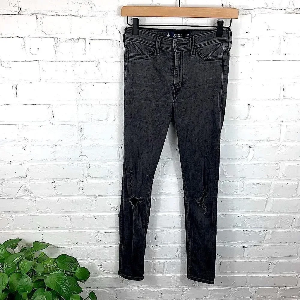 Hollister Grey Distressed High Rise Jean Leggings SZ 26 Factory Holes in Knees - Picture 1 of 5